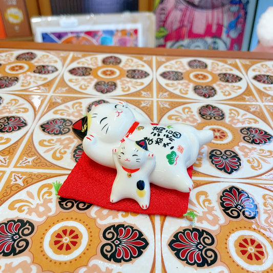 Japanese Yakushigama Maneki-neko (Lucky Cat) #7867