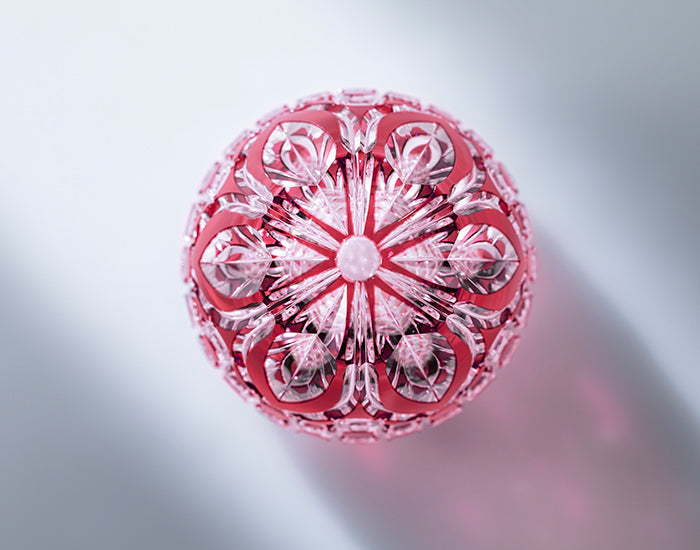 Yamada Edo Kiriko Rock Glass – “Saihua” 彩華 (by Junichi Nabetani)