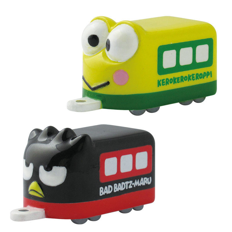 Japan Sanrio Toys Bath Ball,  Soaking Ball, Dissolved with Toys Floating Out【Train modeling cartoon toys】(Toys and Scent are random)