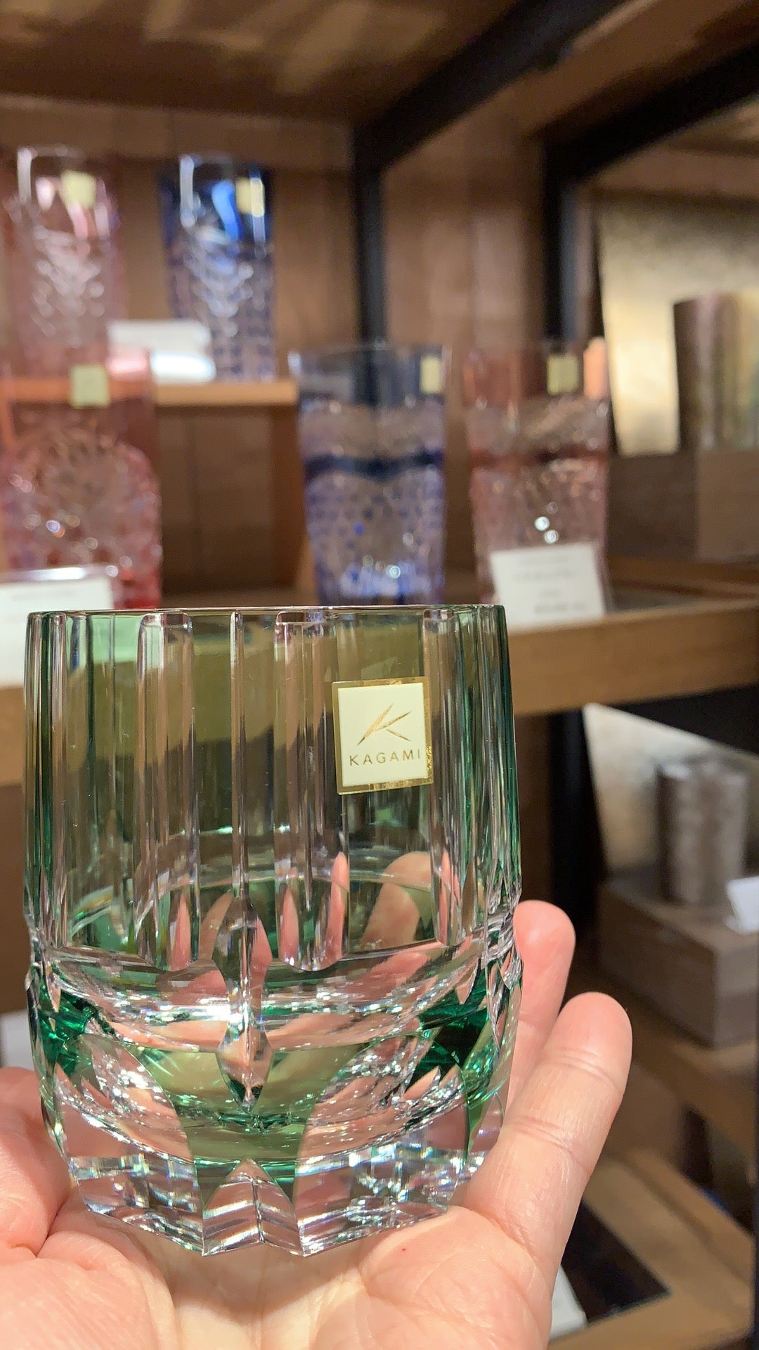 KAGAMI Edo Kiriko「竹の膳」Wine glasses T117-1908-CGR 250ml