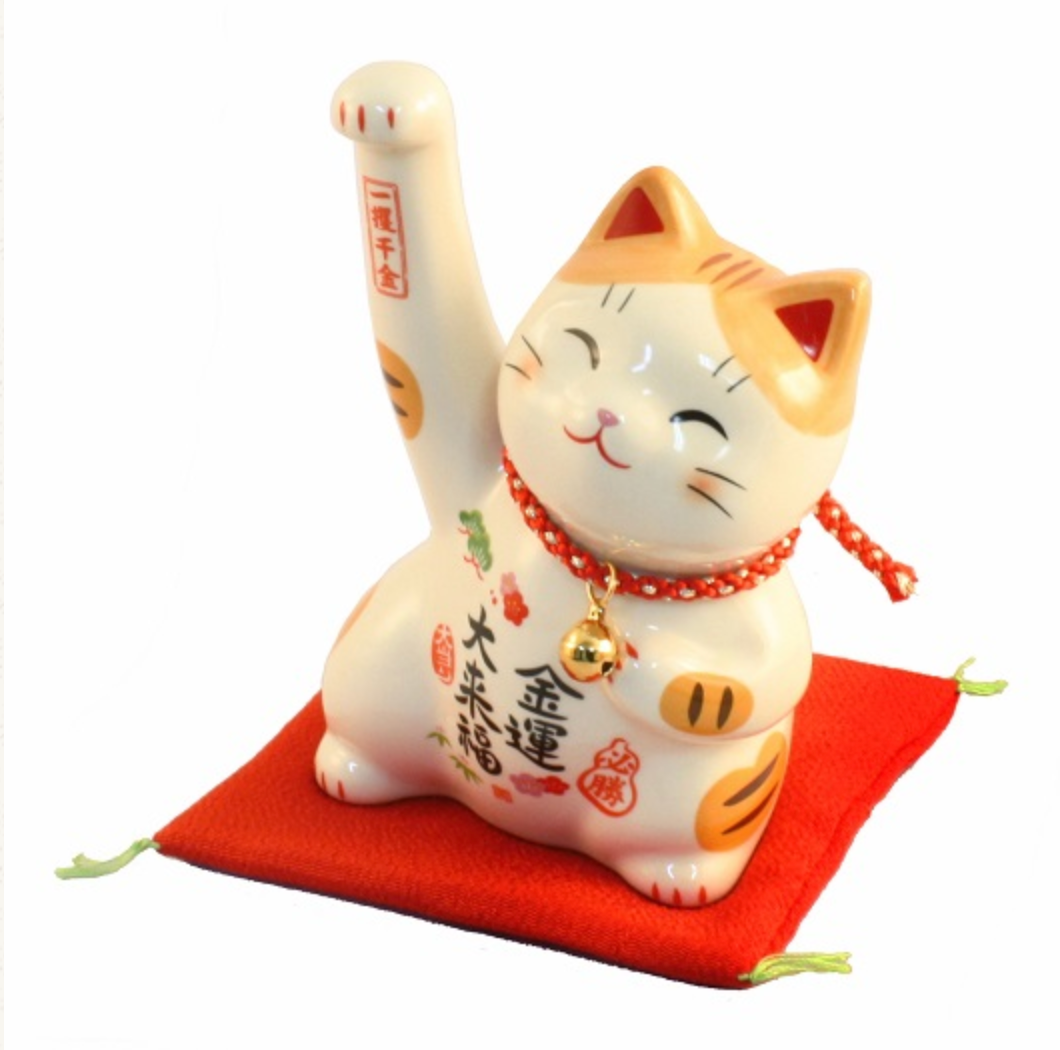 Japanese Yakushigama Maneki-neko (Lucky Cat) – Large, Hand-Painted "Victory" & "Financial Luck" Design  H14.5×W12×D12cm