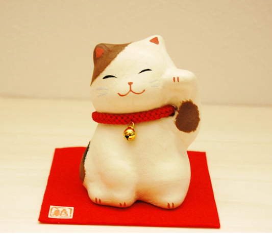 Japanese Yakushigama Calico Maneki-neko (Lucky Cat) Ornament – Washi Paper Finish