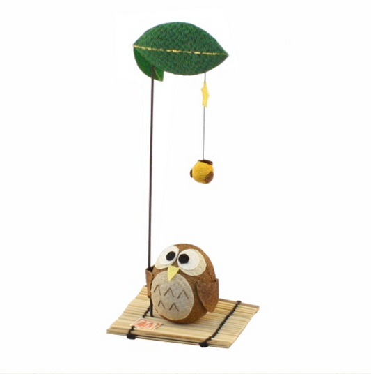 Japanese Yakushigama Maneki-neko (Lucky Cat) Ornament