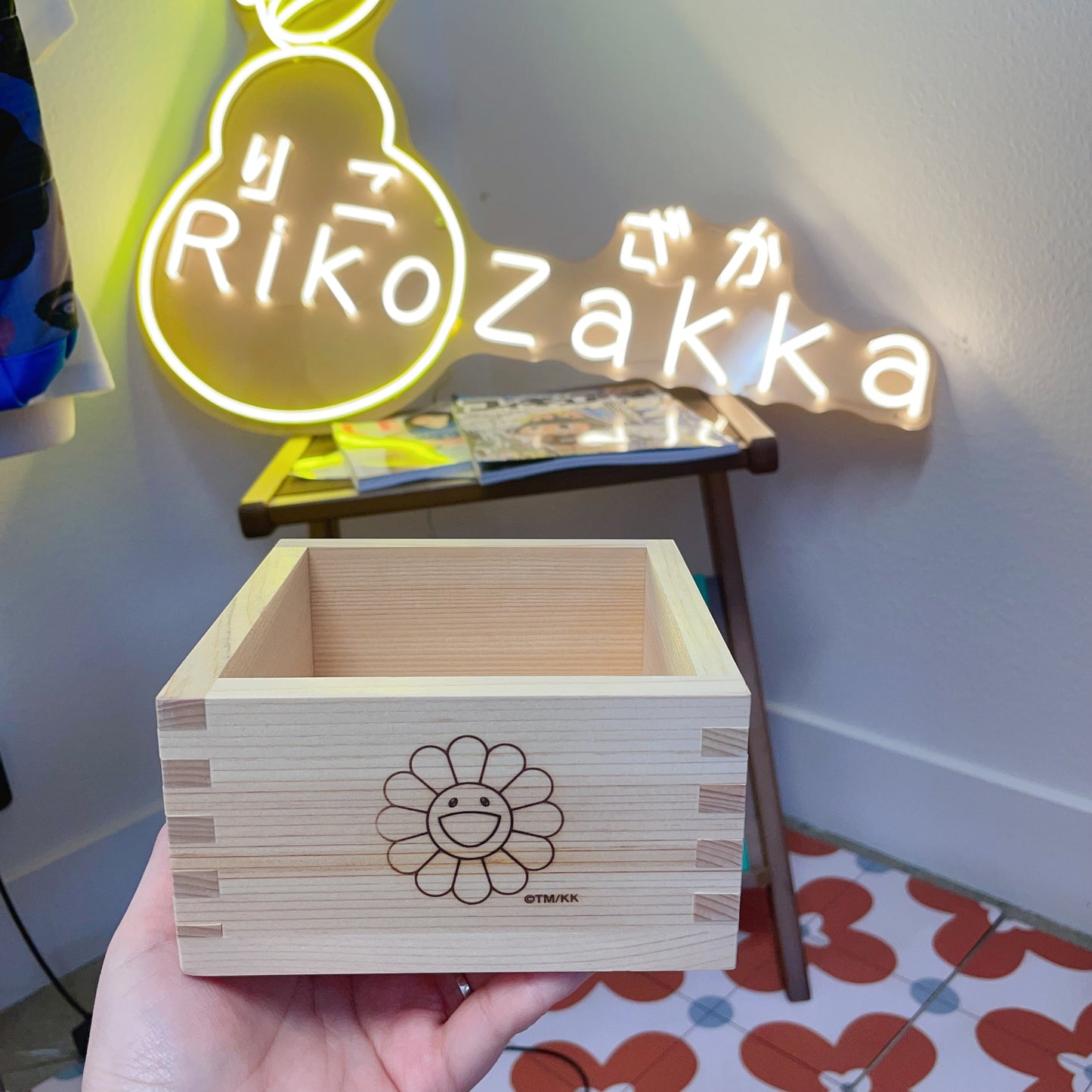 Takashi Murakami Sunflower Storage Box – Creative Wooden Decorative Box（14×14×8cm）